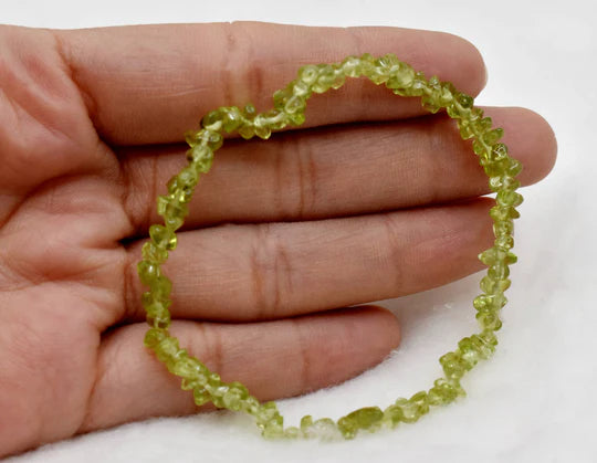 Peridot Gemstone Chip Bracelet | 7-7.5 Inch Healing Crystal Bracelet for Positivity, Growth & Protection