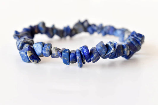Lapis Lazuli Gemstone Chip Bracelet – Natural Healing Crystal for Truth, Communication & Inner Peace