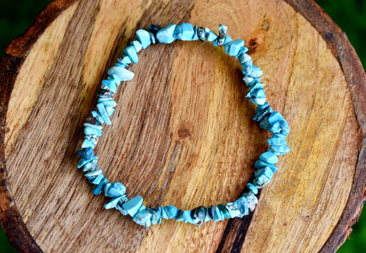 Natural Turquoise Chip Bracelet | Healing Crystal Gemstone Bracelet for Stress Relief, Reiki, Meditation & Energy Balance | Stretchable Beaded Bracelet for Women & Men